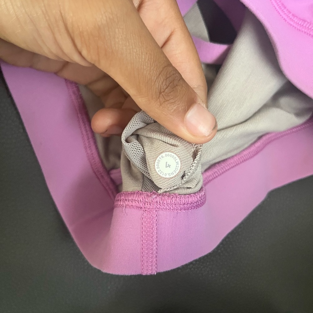 lululemon energy bra - Picture 3 of 3